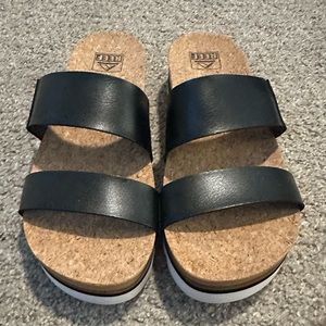 NW Reef Cushion Vista Hi Sandals